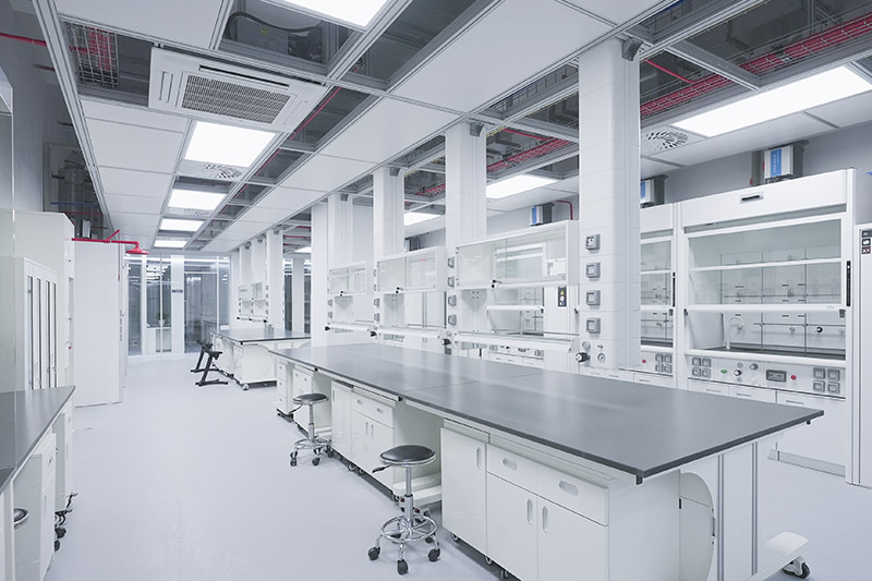 西峰实验室革新：安全与科技的现代融合